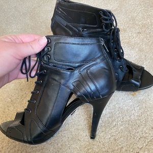 Rock & Republic black heels